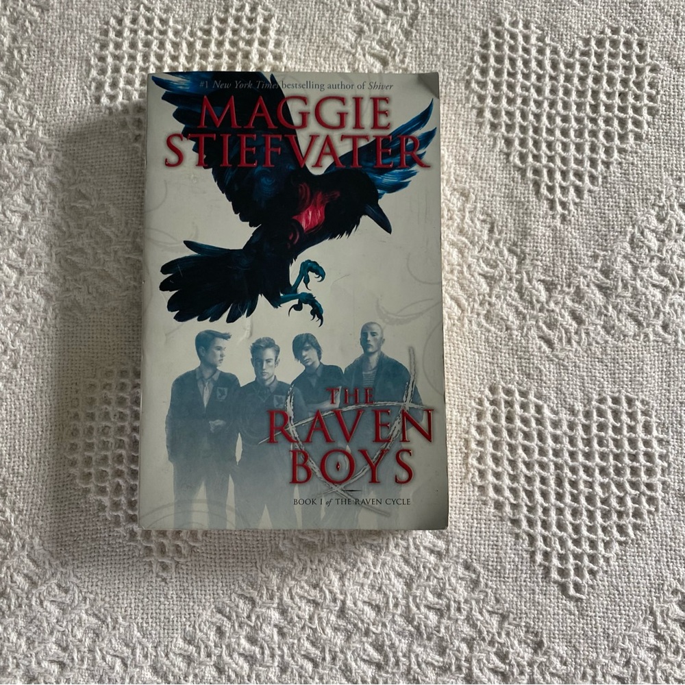 The Raven Boys Book 1 by Maggie Stiefvater